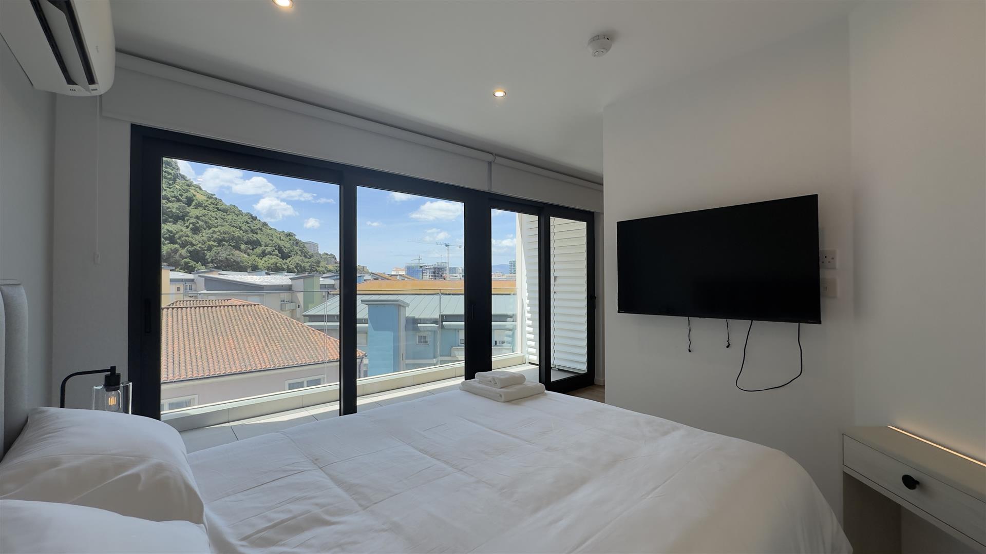 Image of Apartment - 1 Bathrooms for Rental in Victory Suites-Gibraltar, Image 3